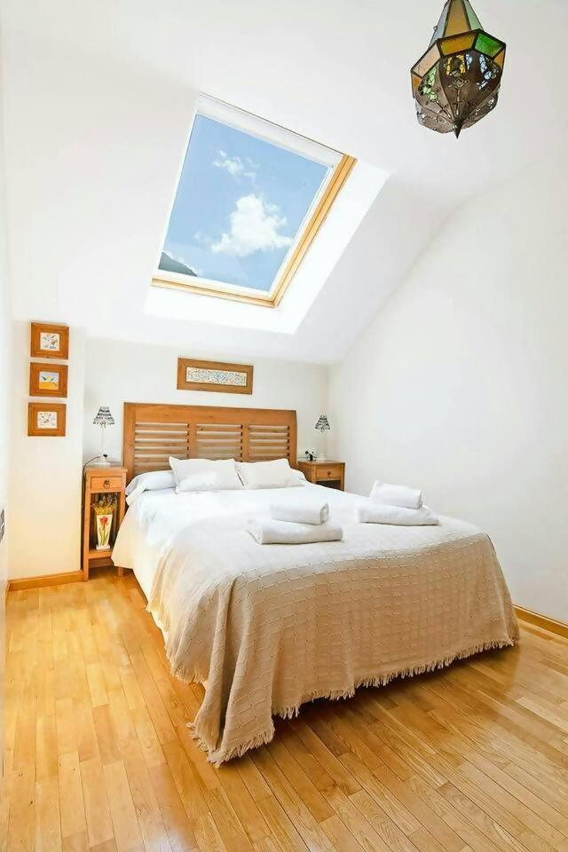 Casa Begona - Wifi Sencillo Y Acogedor Apartamento Sallent de Gállego Exterior foto